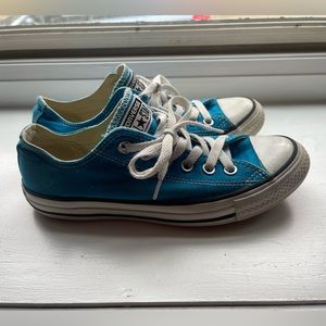 💙Women’s blue converse